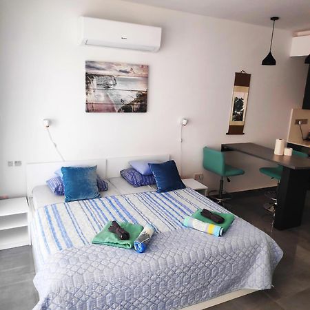 Relax&Dream Apartment Long Beach Agios Georgios  Екстериор снимка